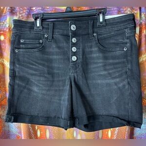 American Eagle Outfitters Midi Next Level Stretch Denim Shorts 🖤 NWT✨